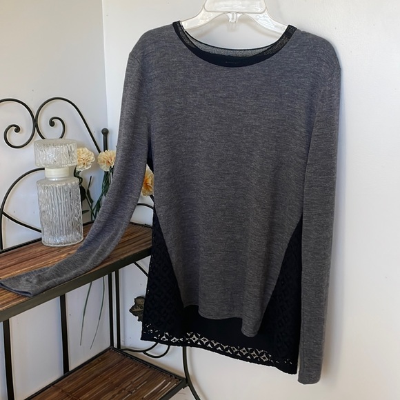 ANN TAYLOR Women’s Gorgeous Pullover Top🌸 - Picture 1 of 7